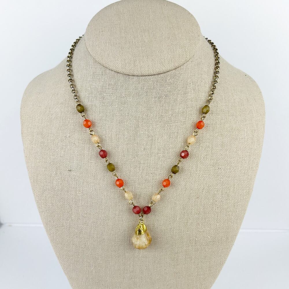 Boho Orange & Red Beaded Necklace‎ – Geode Pendant, Gold Chain, Adjustable